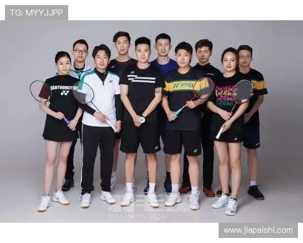 重庆羽毛球队与深圳羽毛球队赛后复盘速度对比分析与战术探讨